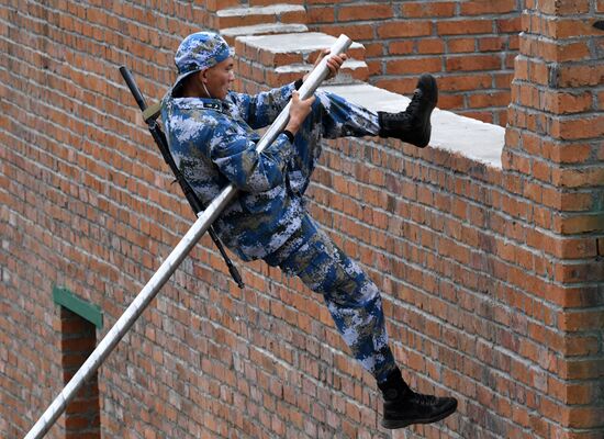 Russia Army Games Seaborne Assault