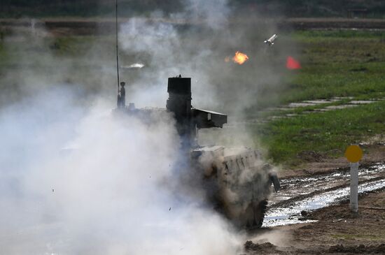 Russia Army Games Tank Biathlon