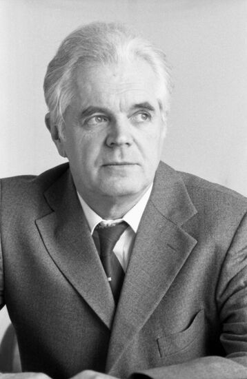 Soviet economist Leonid Sabelnikov