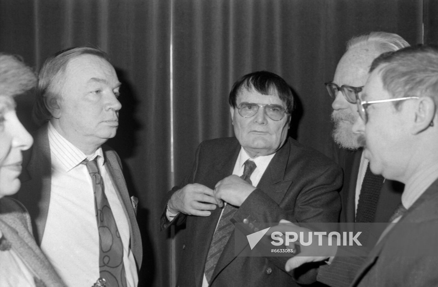 Roundtable discussion at Novosti Press Agency