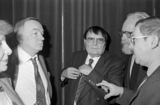 Roundtable discussion at Novosti Press Agency
