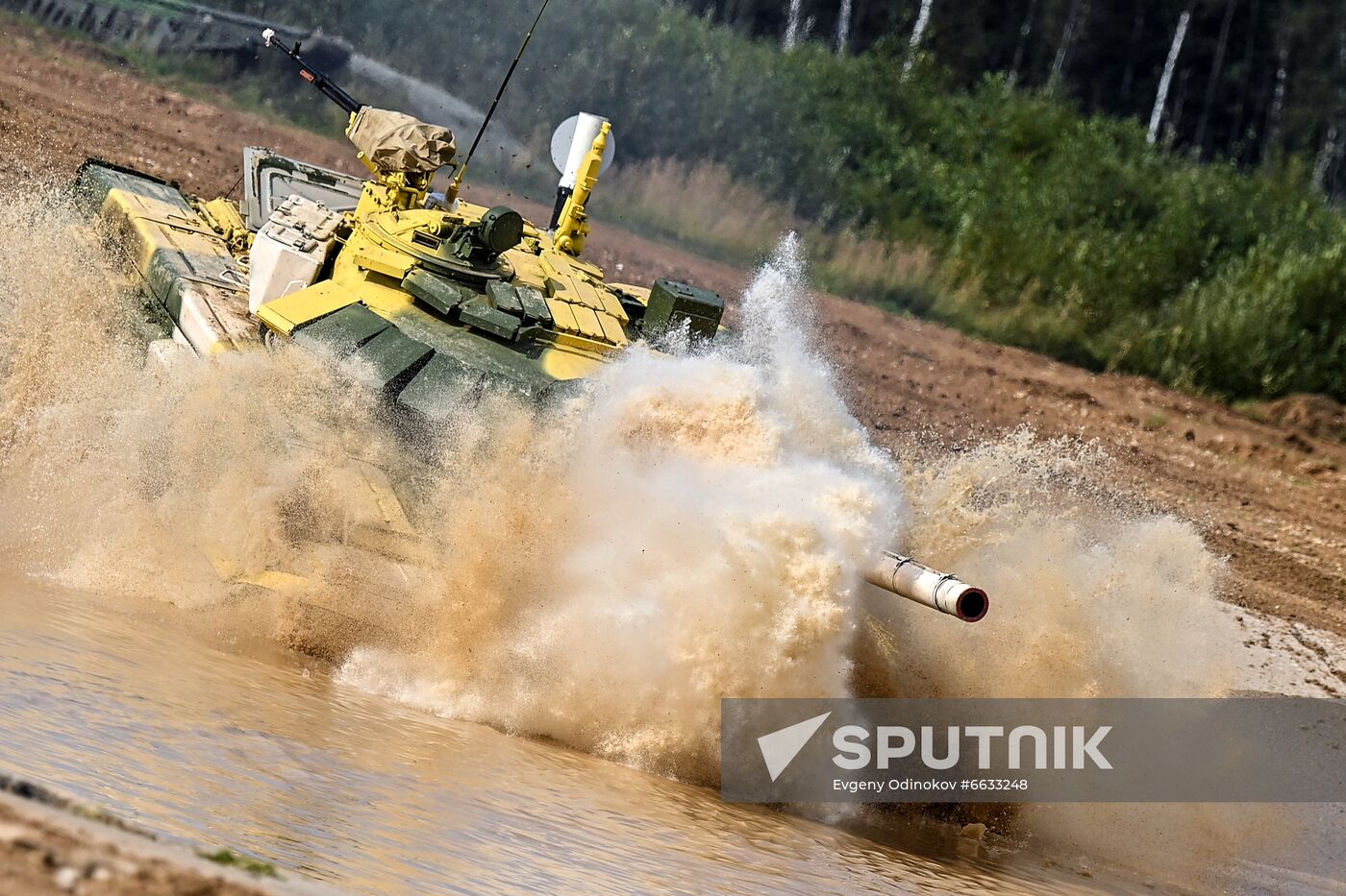 Russia Army Games Tank Biathlon