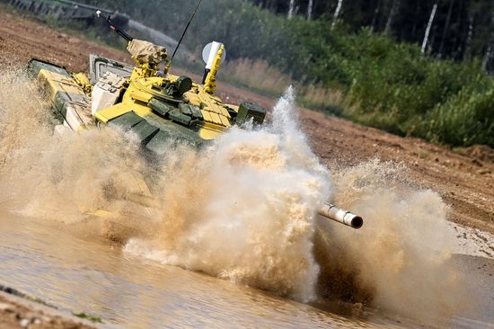 Russia Army Games Tank Biathlon