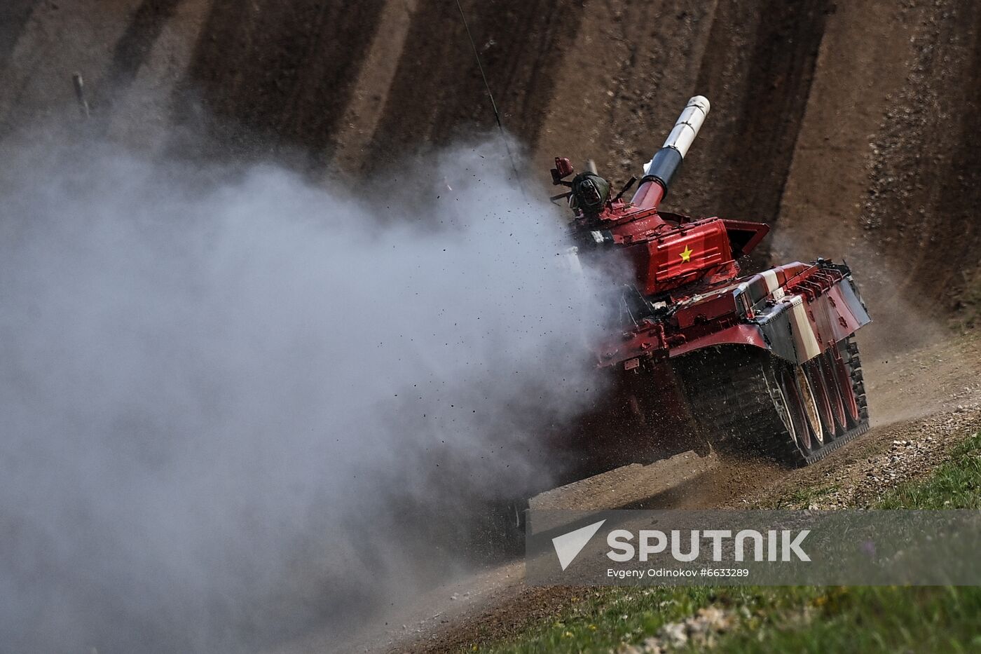 Russia Army Games Tank Biathlon