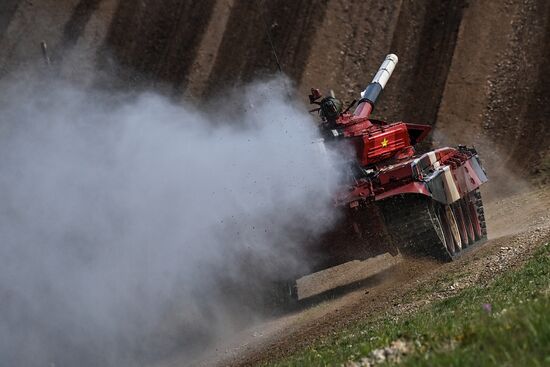 Russia Army Games Tank Biathlon