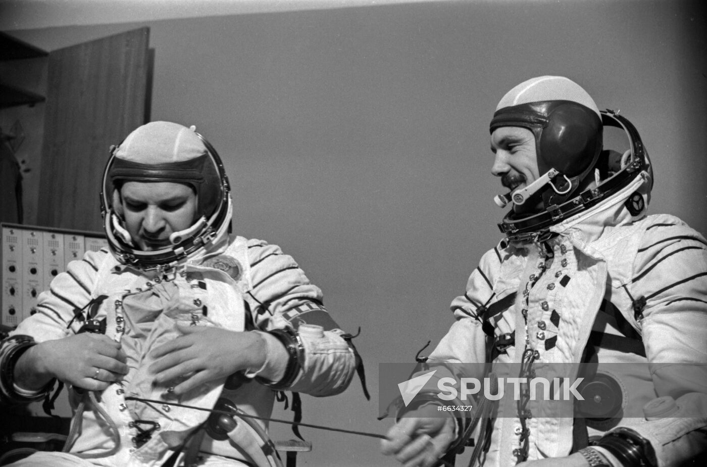 Crew of Soyuz-36 spacecraft