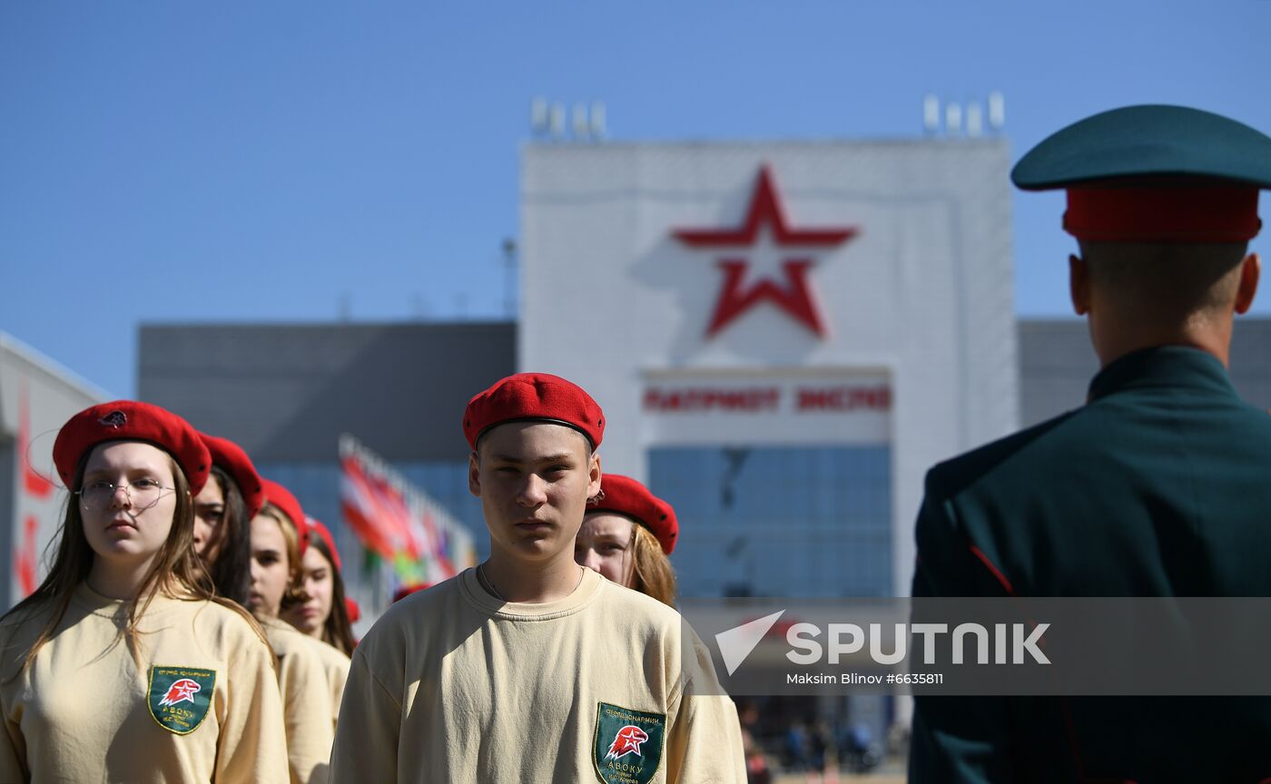 Russia Army Forum Closing