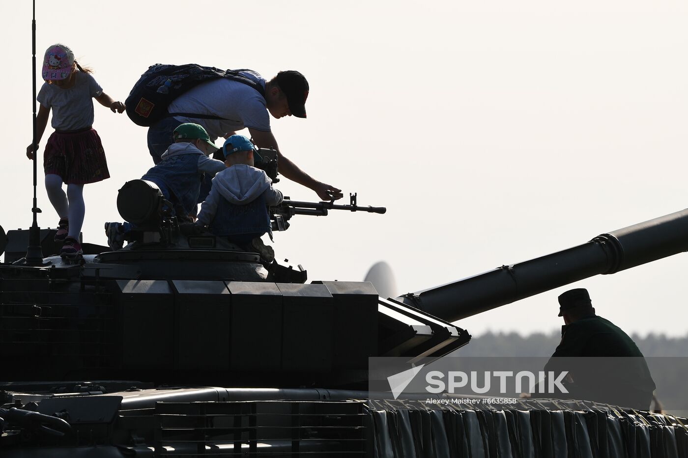 Russia Army Games Tank Biathlon