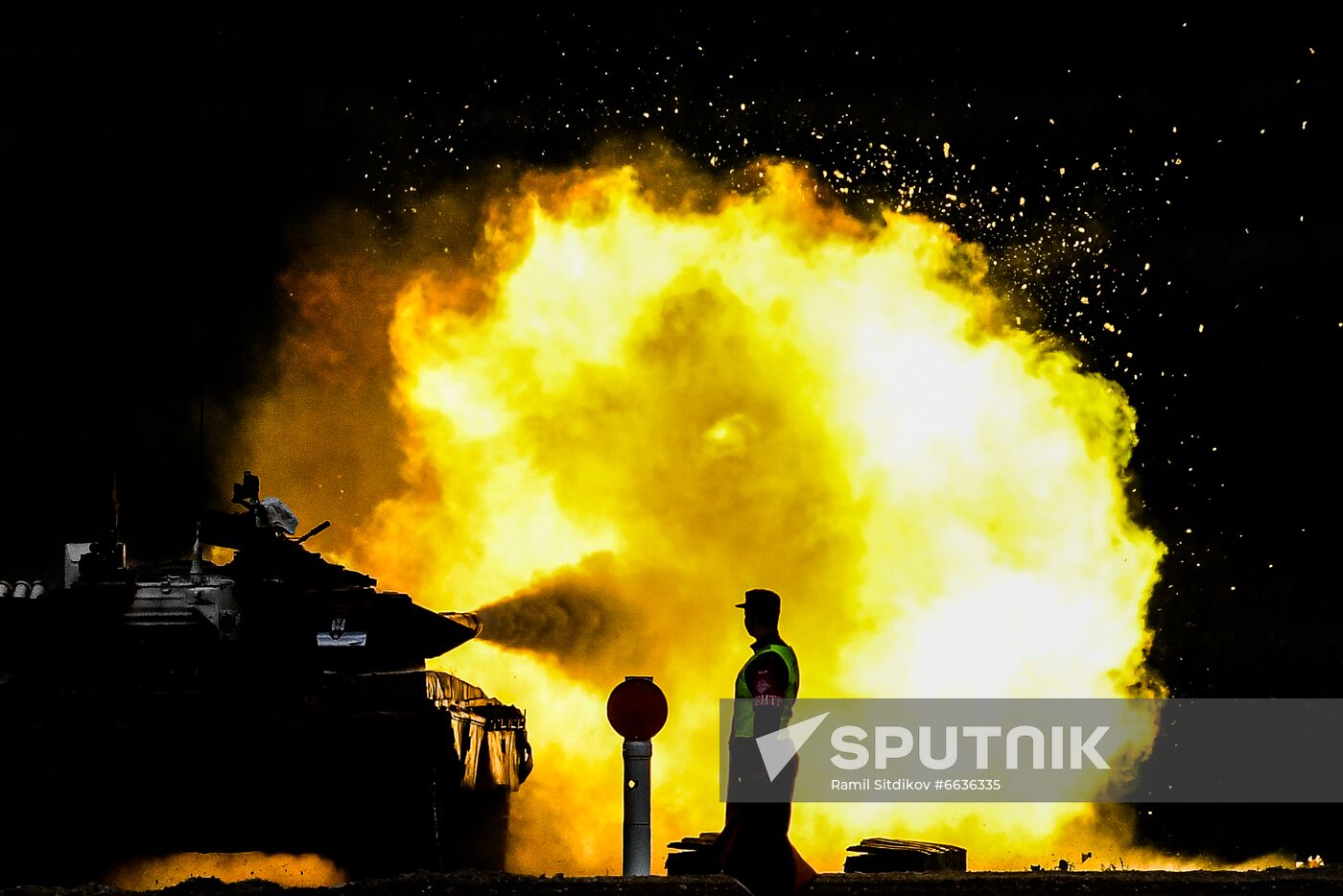Russia Army Games Tank Biathlon