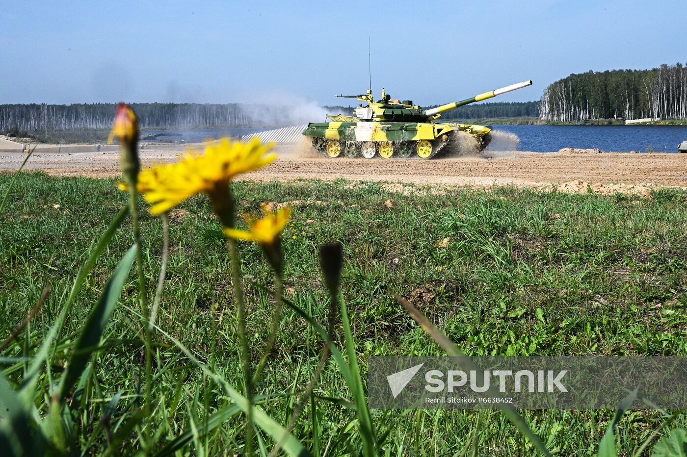 Russia Army Games Tank Biathlon