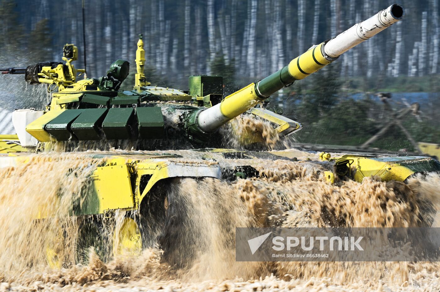 Russia Army Games Tank Biathlon