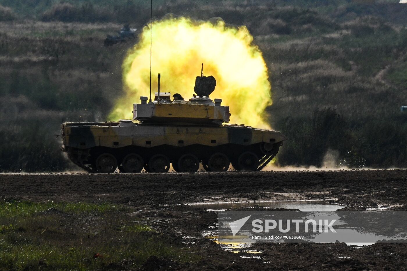 Russia Army Games Tank Biathlon