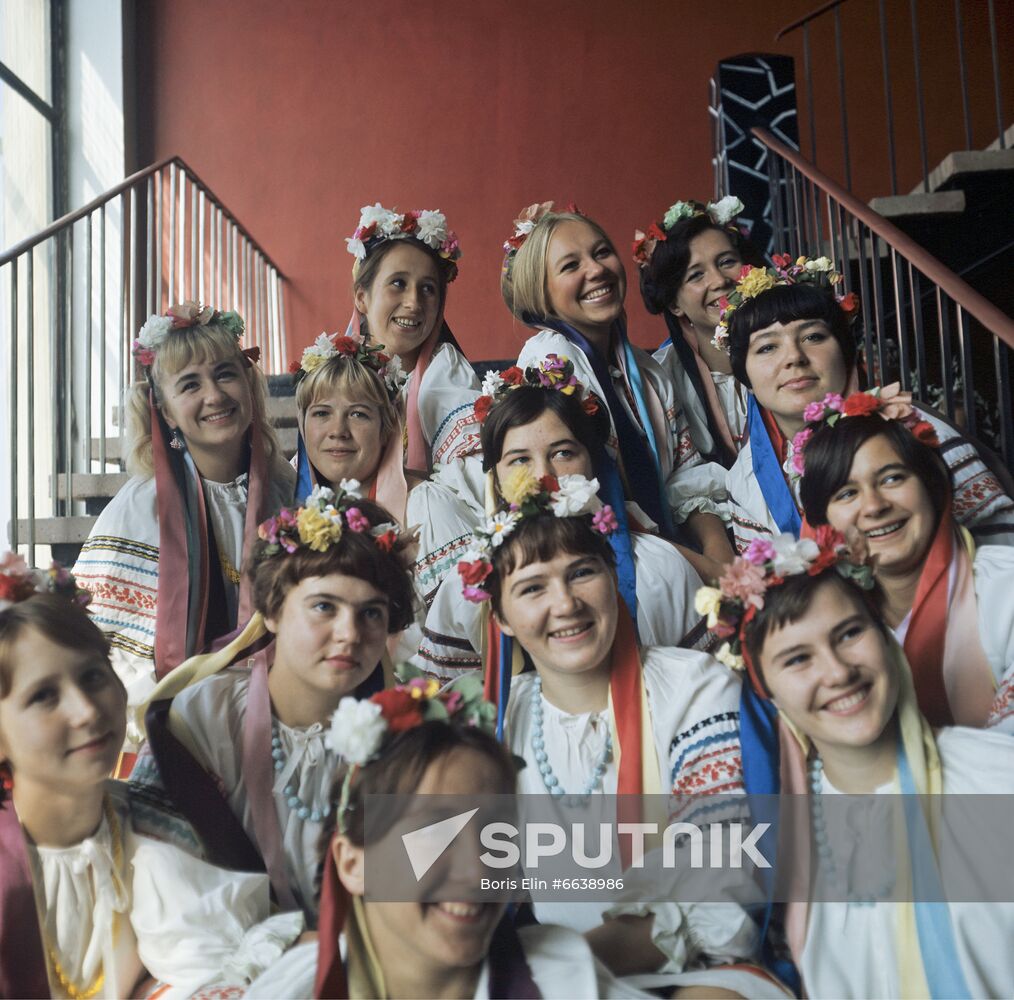 Amateur folk ensemble Ivanovo Weavers