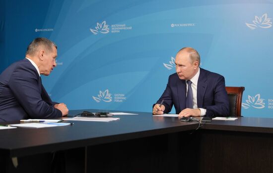 Russia Putin Eastern Economic Forum