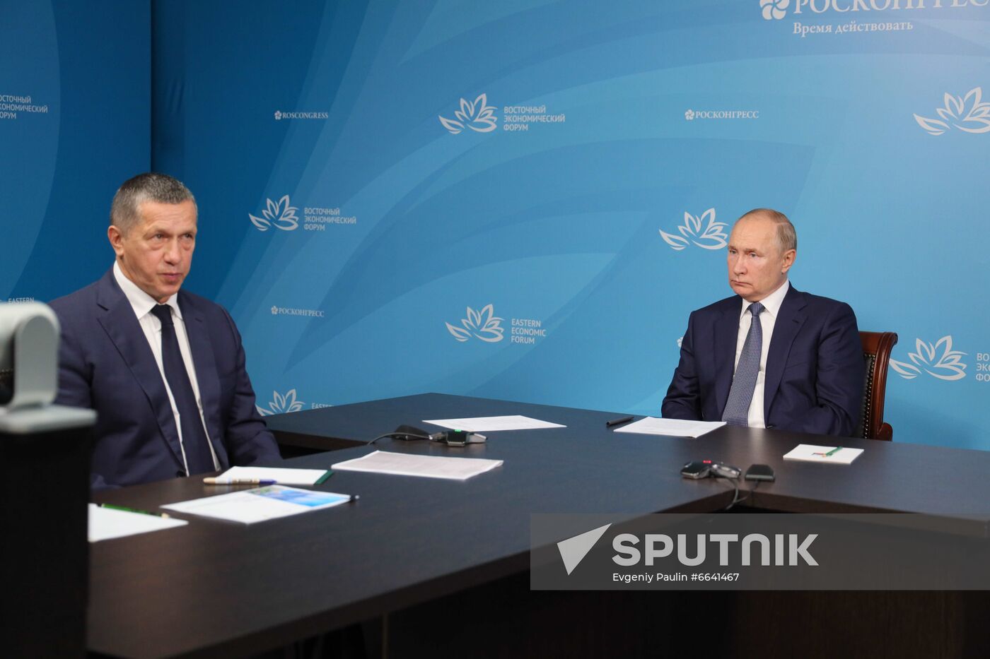 Russia Putin Eastern Economic Forum