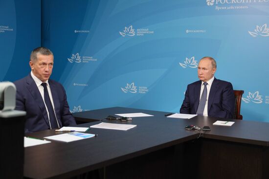 Russia Putin Eastern Economic Forum