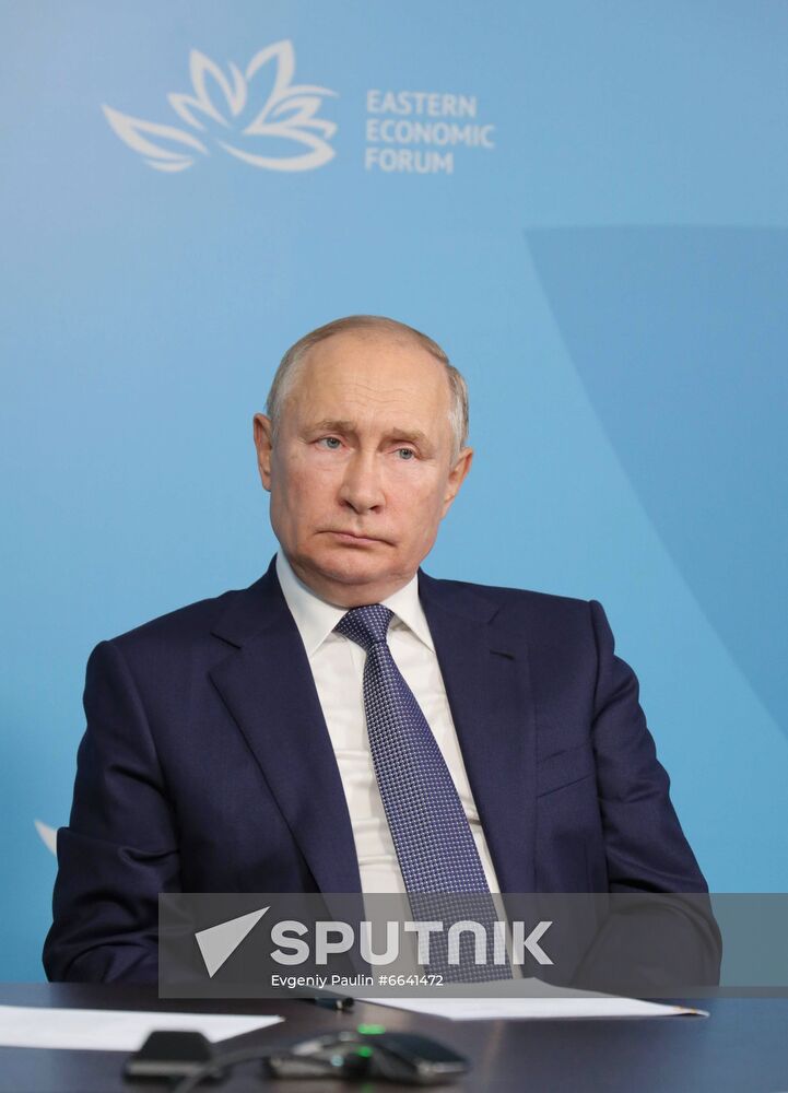 Russia Putin Eastern Economic Forum