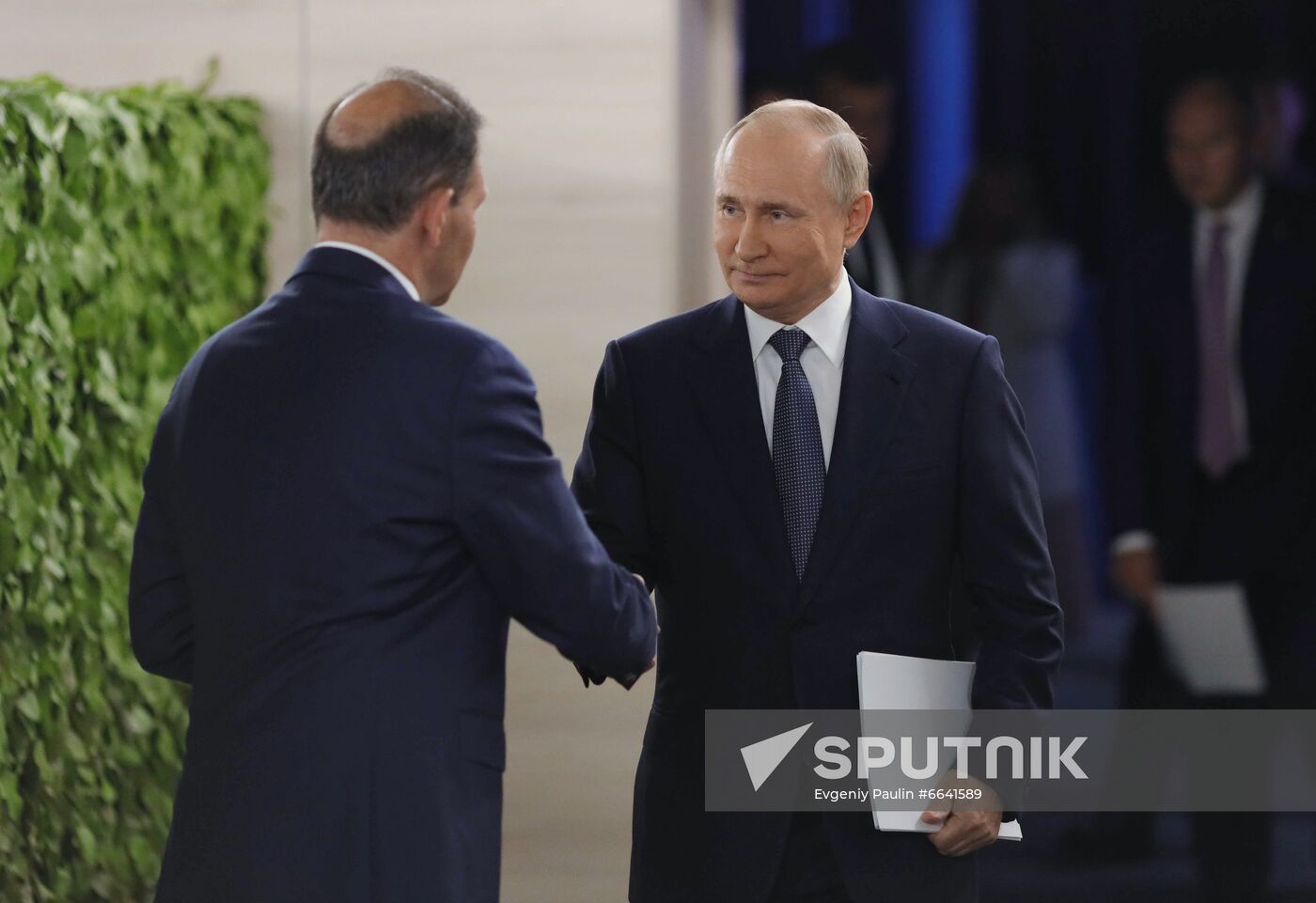 Russia Putin Eastern Economic Forum