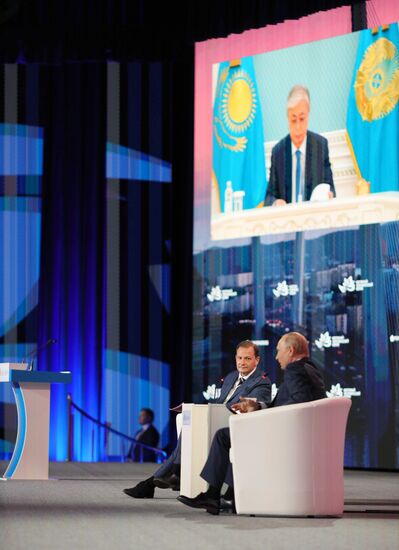 Russia Putin Eastern Economic Forum