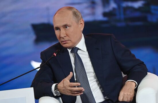 Russia Putin Eastern Economic Forum