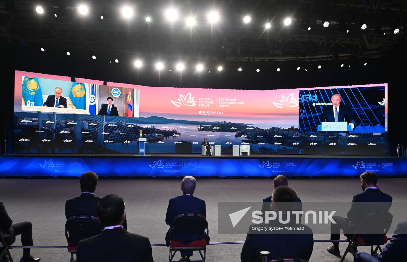Russia Putin Eastern Economic Forum