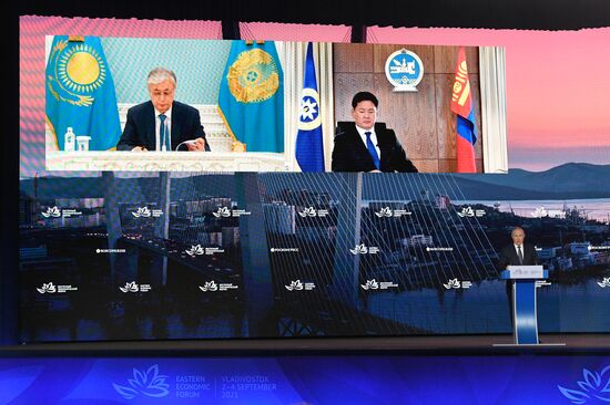 Russia Putin Eastern Economic Forum