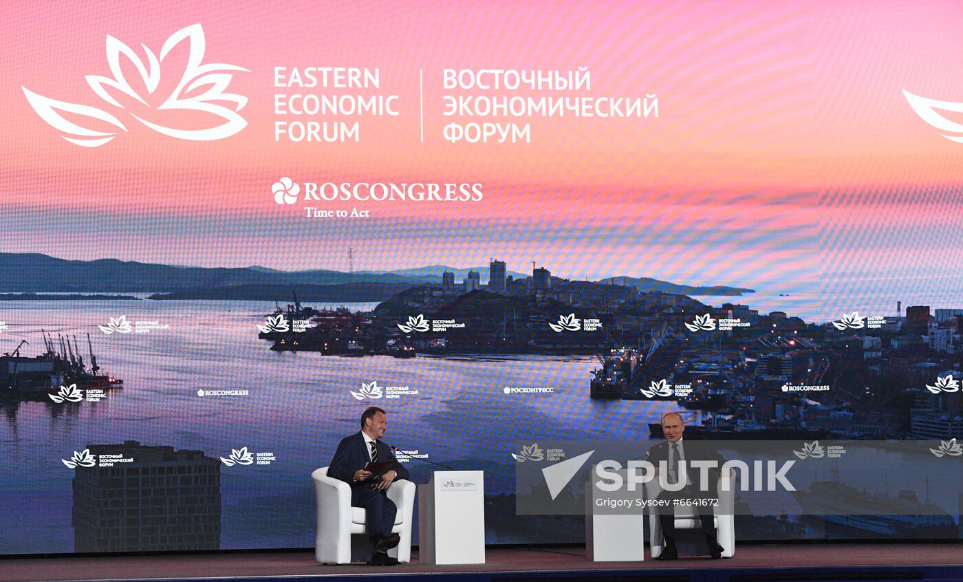 Russia Putin Eastern Economic Forum