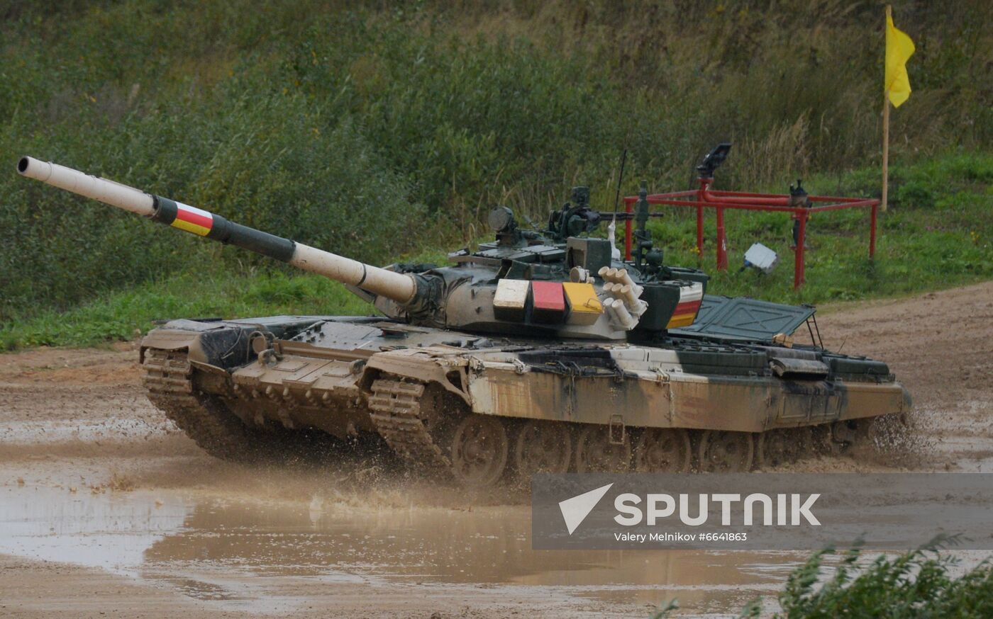 Russia Army Games Tank Biathlon