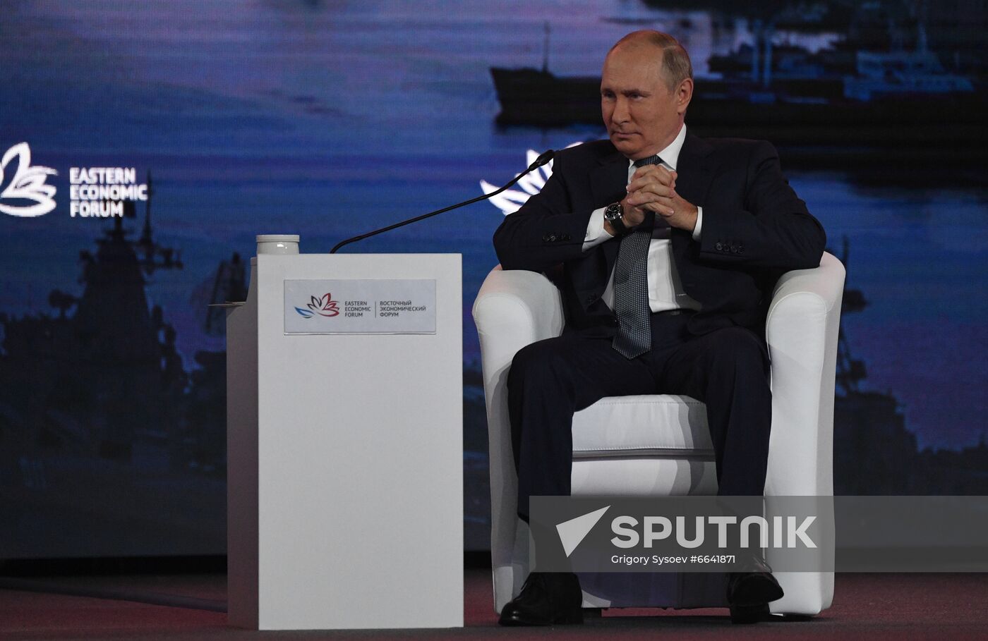 Russia Putin Eastern Economic Forum