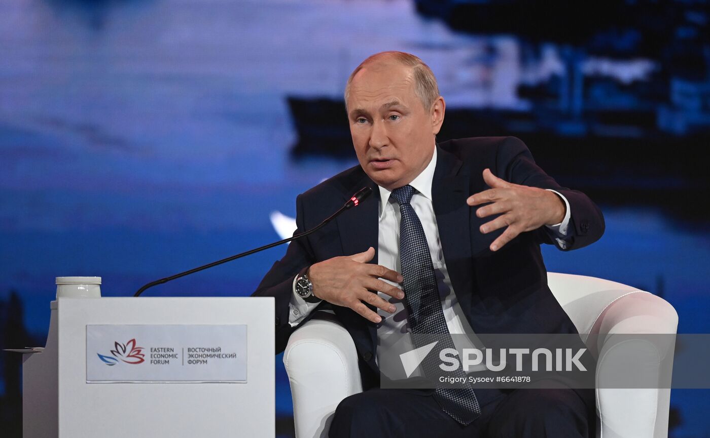 Russia Putin Eastern Economic Forum