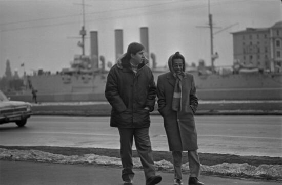 Sri Lankan minister of information and mass communications Aluwihare visits USSR