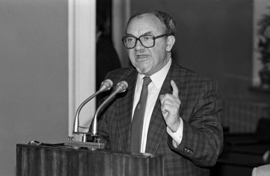 Northern European parliamentarians visit USSR