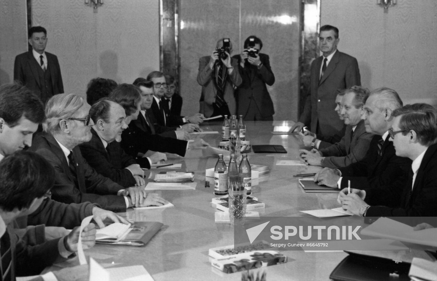 Northern European parliamentarians visit USSR