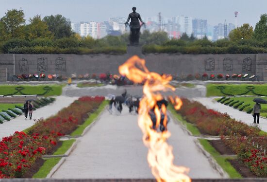 Russia Beginning of Leningrad Siege Anniversary
