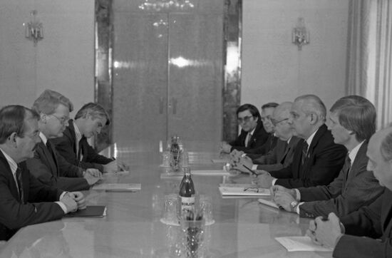 Icelandic Finance Minister Olafur Ragnar Grimsson visits Soviet Union