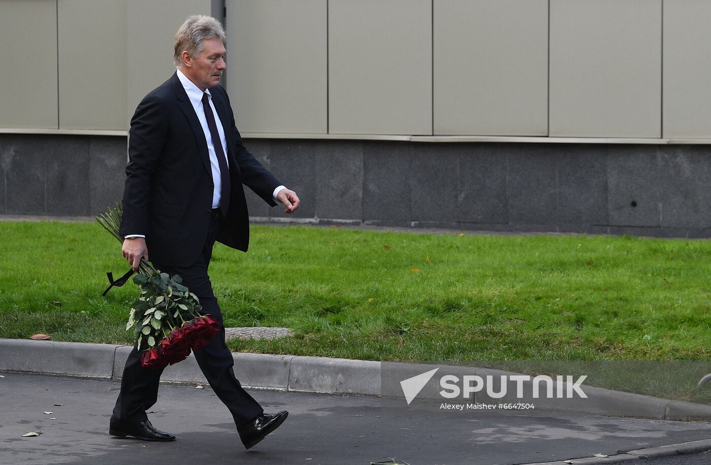 Russia Zinichev Farewell