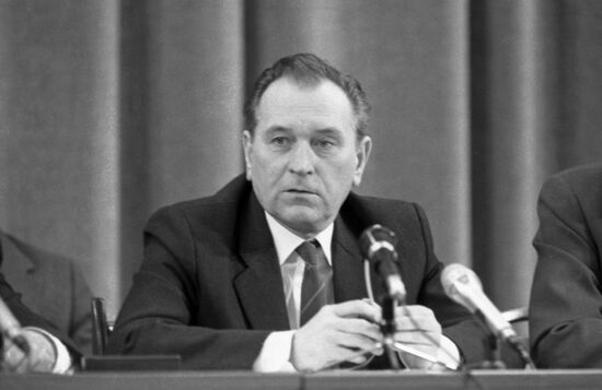 Secretary-General of Hungarian Socialist Workers' Party Karoly Grosz visits Soviet Union