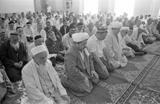 Prayer service at Tillya Sheikh Mosque