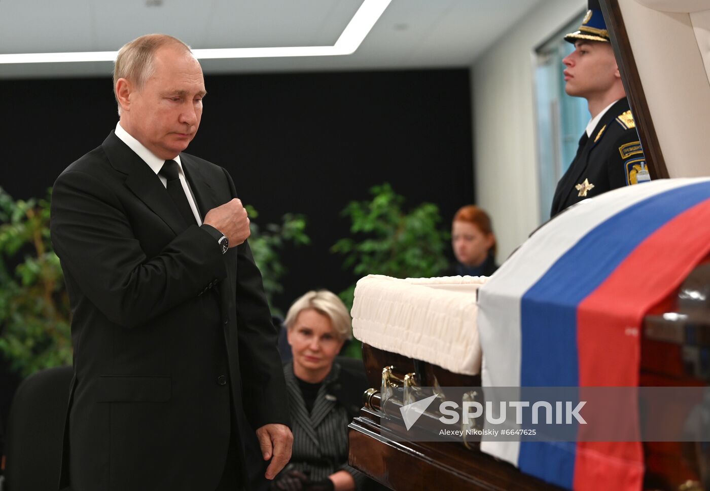 Russia Putin Mishustin Zinichev Farewell