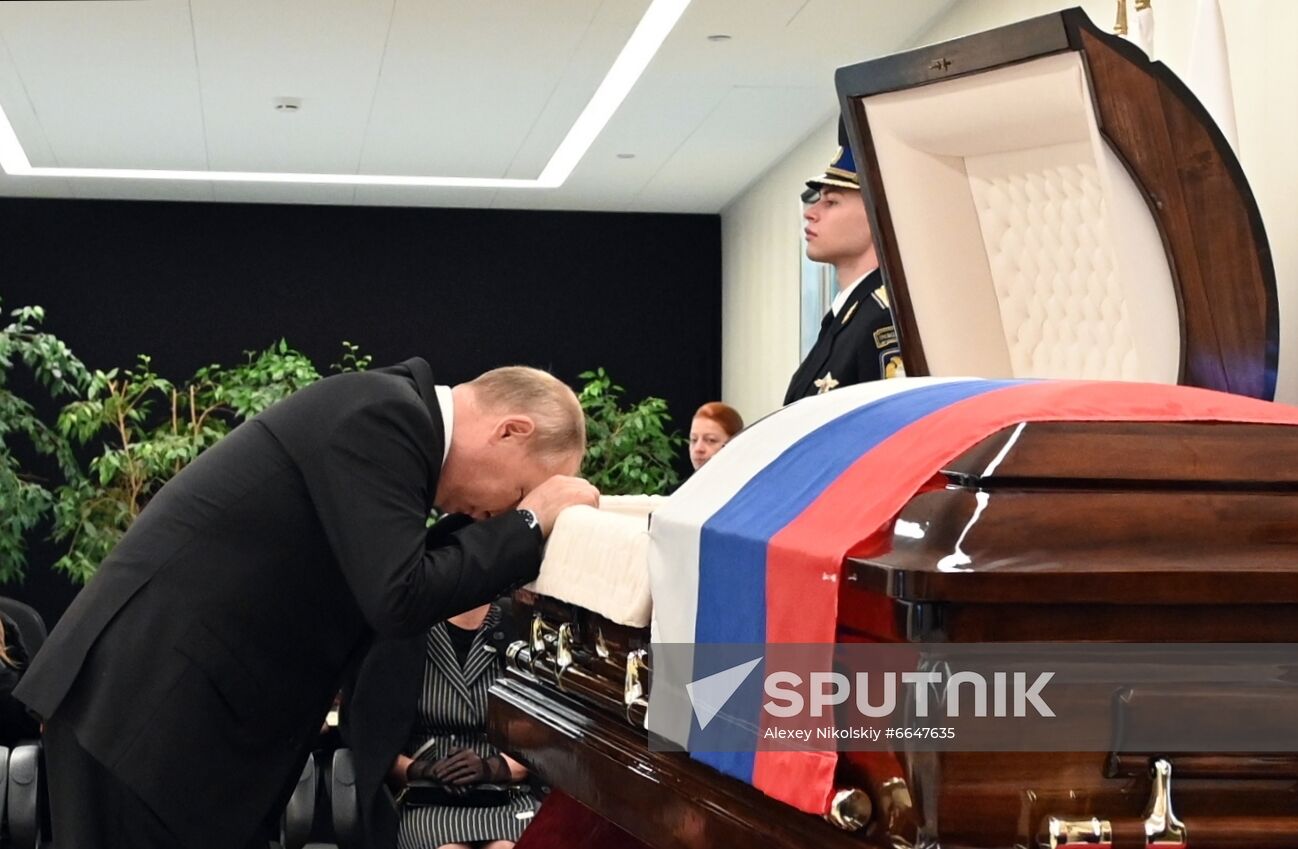 Russia Putin Mishustin Zinichev Farewell