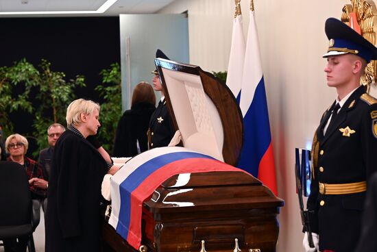 Russia Zinichev Farewell