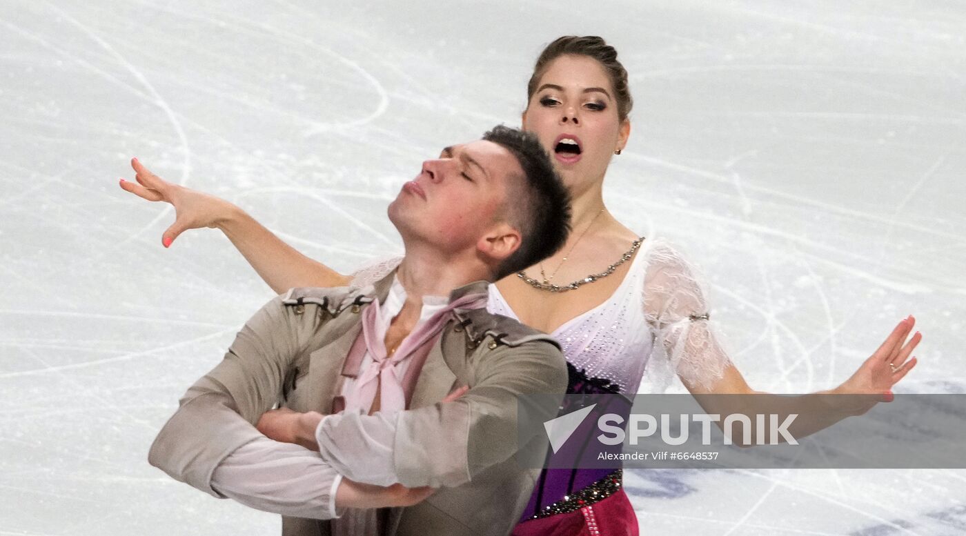 Russia Figure Skating Test Skates Pairs