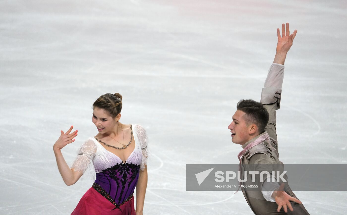 Russia Figure Skating Test Skates Pairs