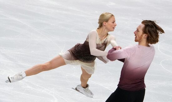 Russia Figure Skating Test Skates Pairs