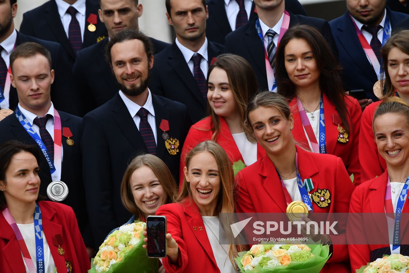 Russia Medvedev Olympics 2020 Medalists