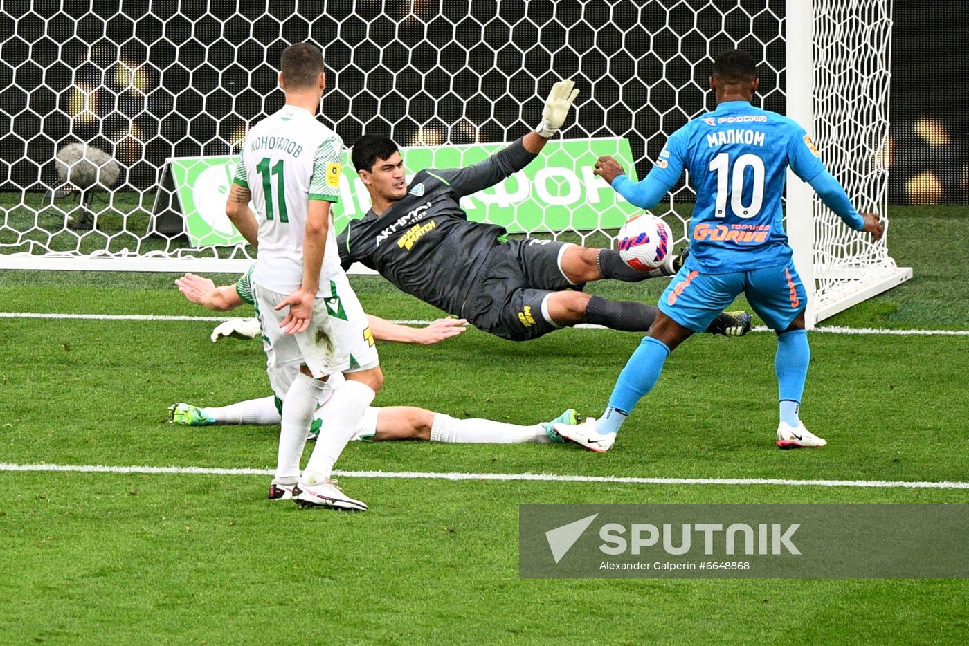 Russia Soccer Premier-League Zenit - Akhmat