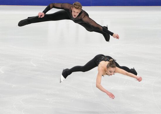 Russia Figure Skating Test Skates Pairs