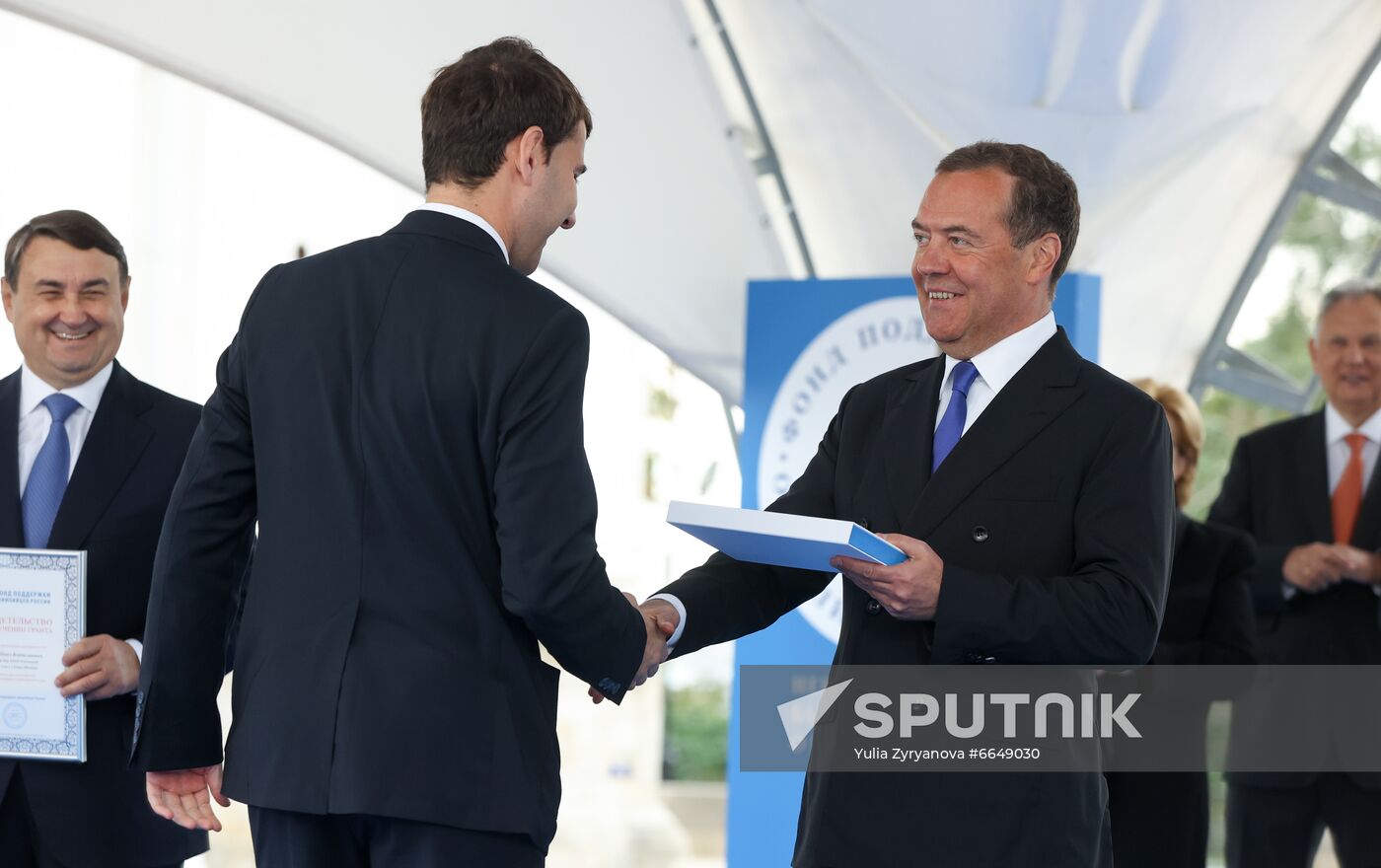 Russia Medvedev Olympics 2020 Medalists