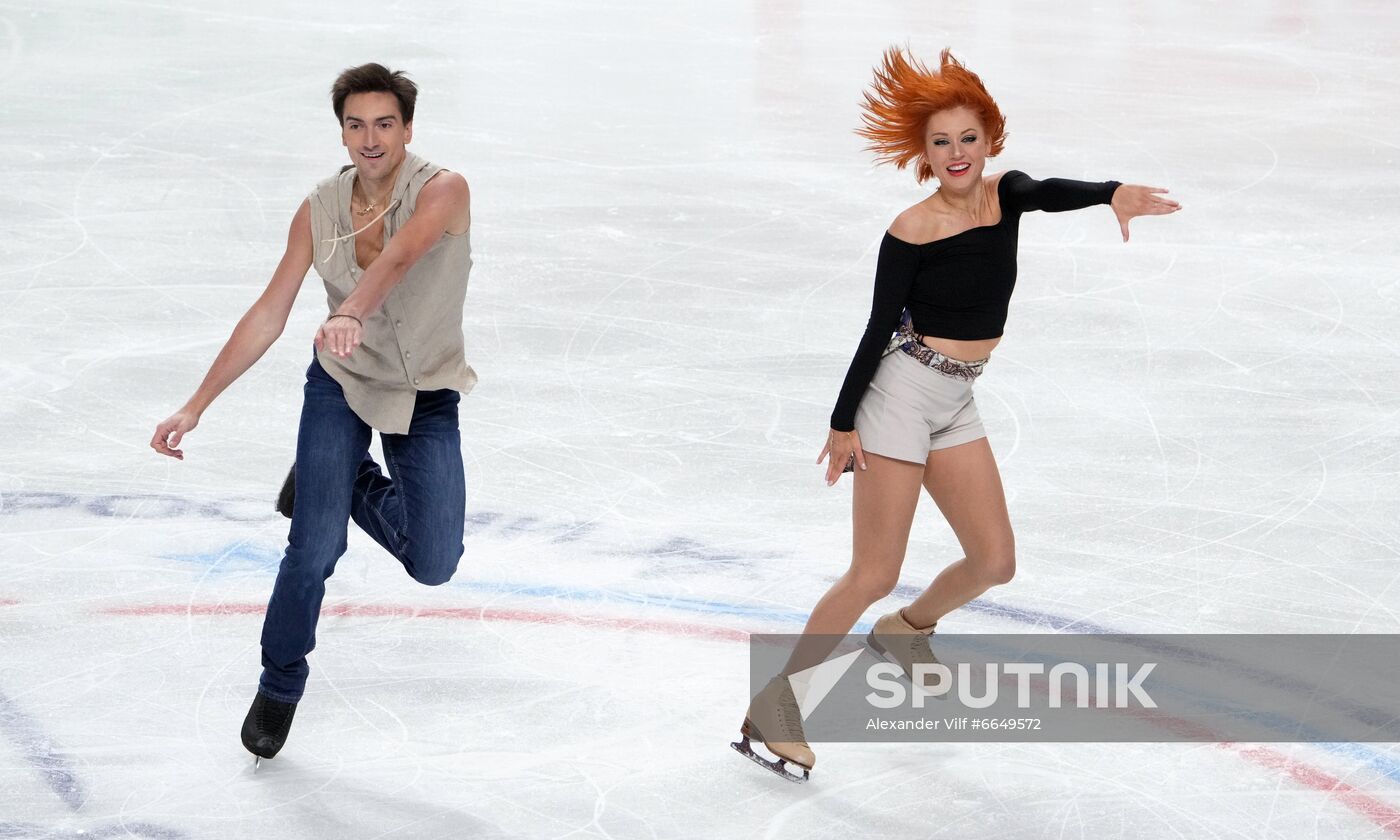 Russia Figure Skating Test Skates Ice Dance