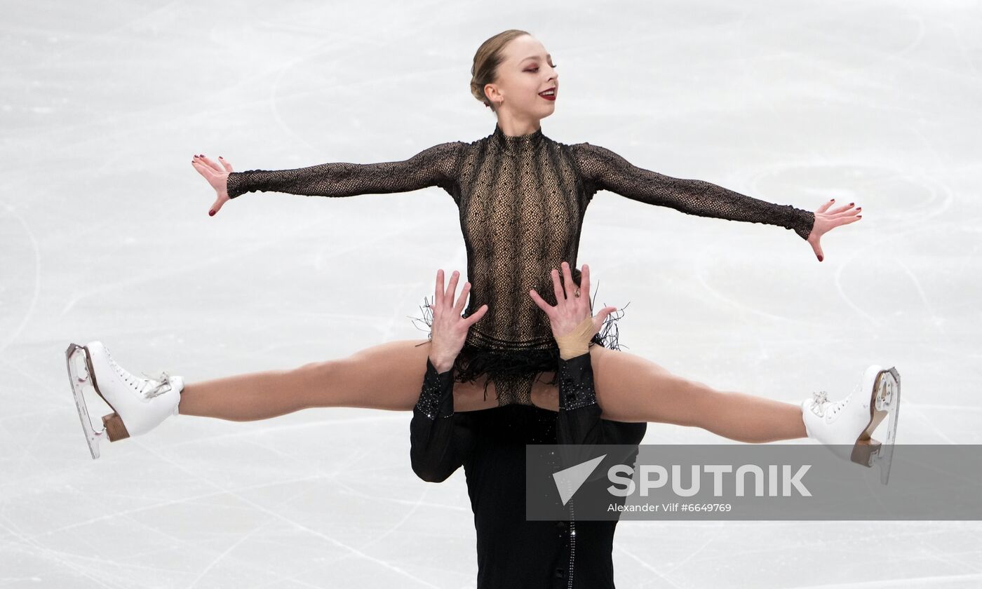 Russia Figure Skating Test Skates Pairs